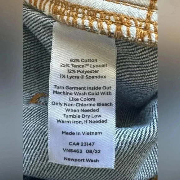 Talbots High Waist Straight Ankle Jeans Newport Wash Size 10P - Picture 6 of 13